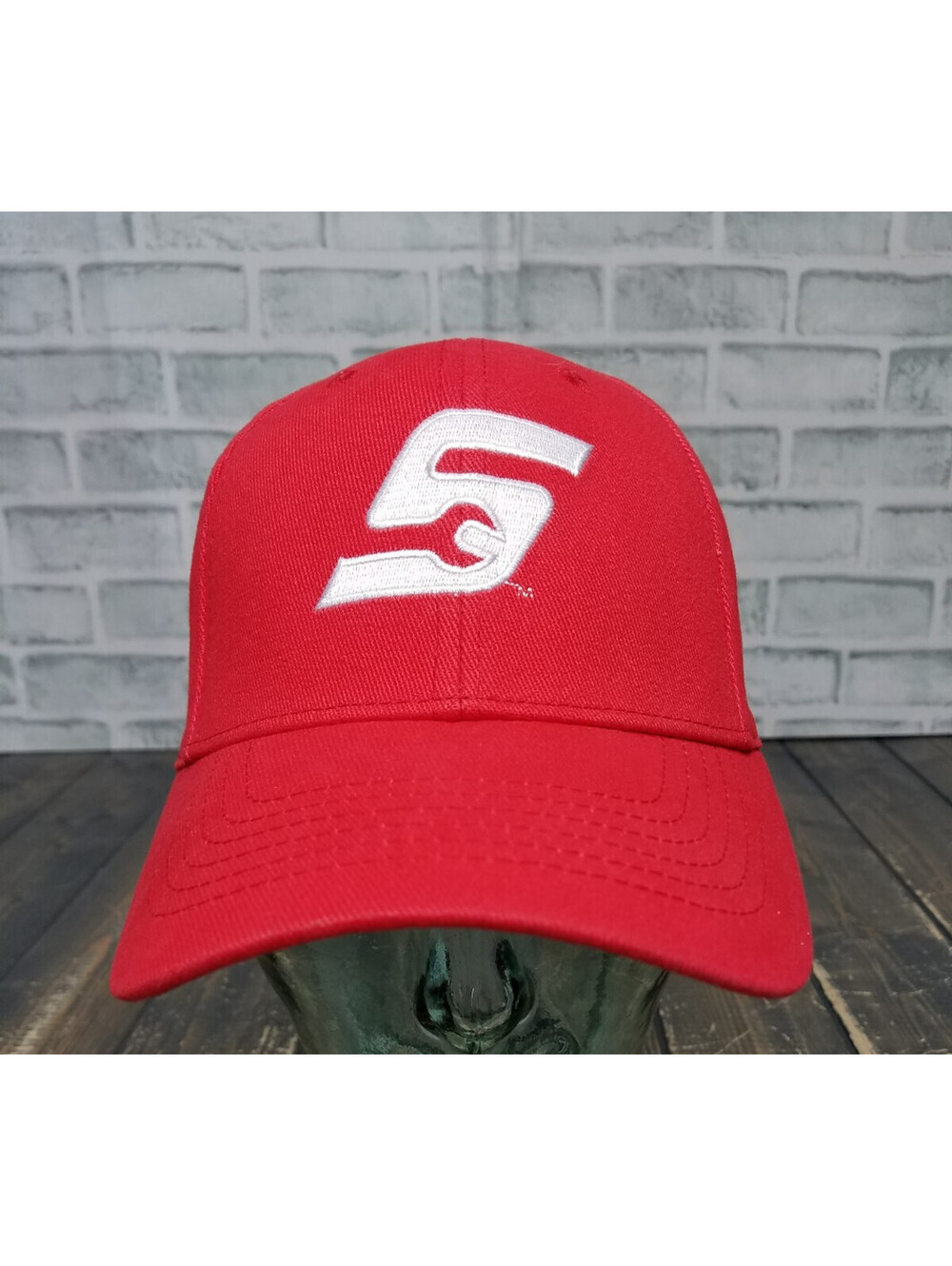 NEW Snap-on Baseball Cap Hat WHITE Stich / RED - ONE SIZE - ELASTIC BACK